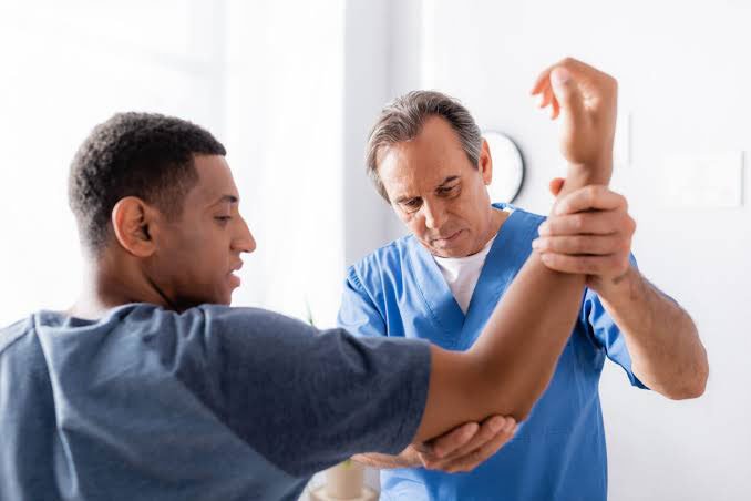 Stem cell therapy for tendon repair in India